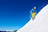 Louer ou acheter ses skis : quel est le meilleur choix pour une semaine de ski à Méribel ?