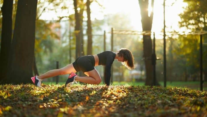 Soldes d’été sport : les équipements incontournables pour courir, randonner et s&rsquo;entraîner dehors